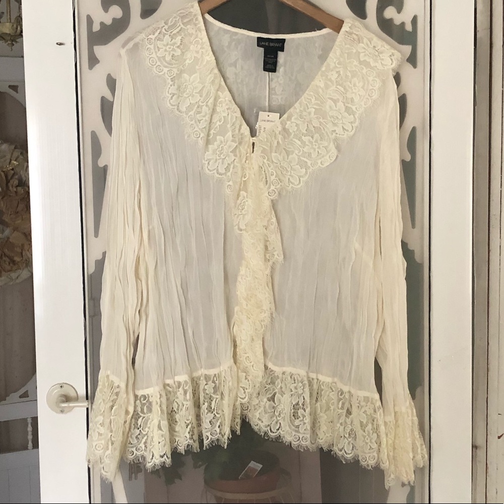 Lane Bryant lace ruffle top sz22/24